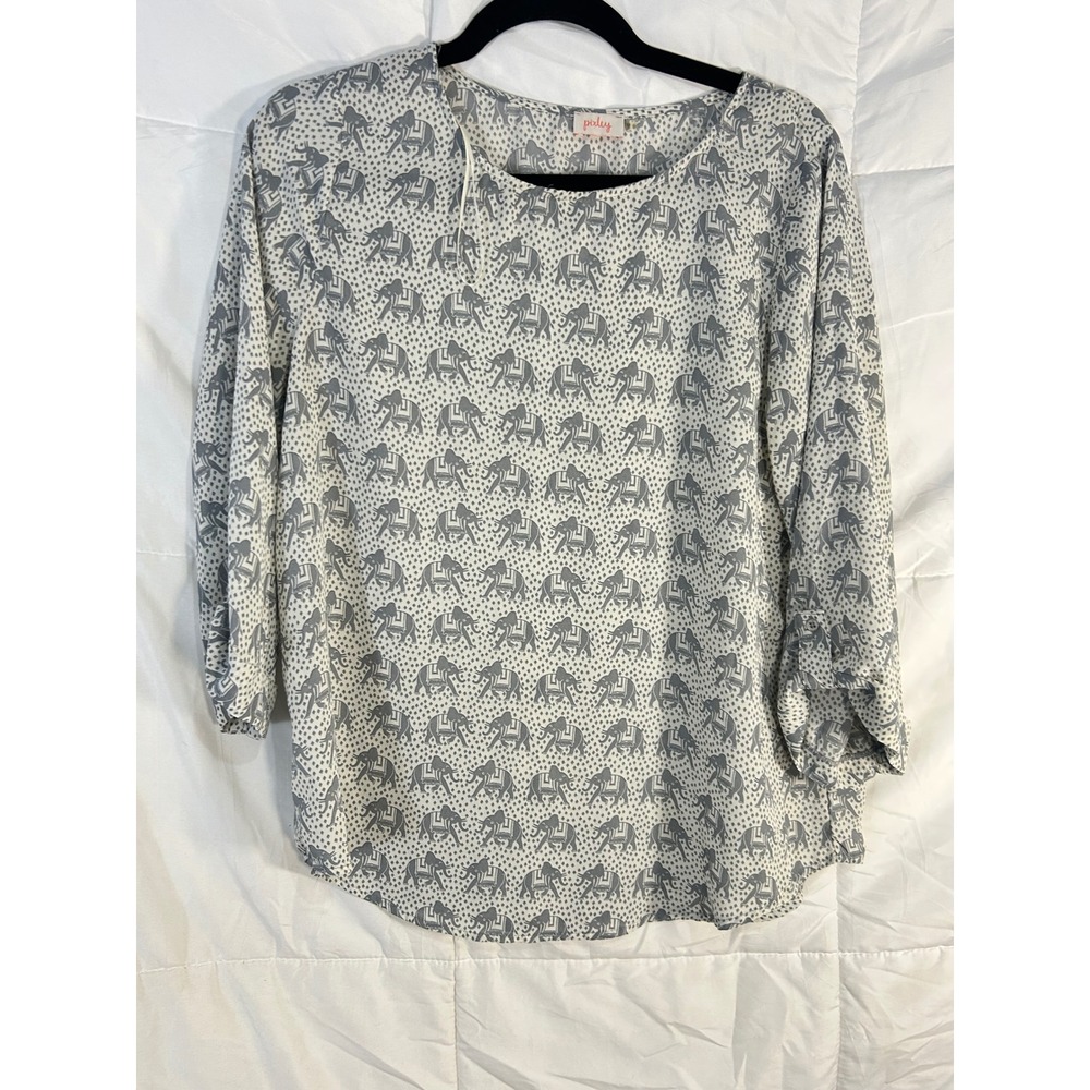 Pixley Women's Elephant‎ Print 3/4 Sleeve Top Size Medium Gray White